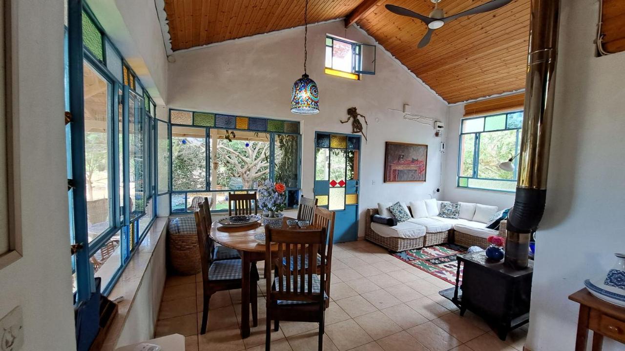 Villa Adama Clil Екстериор снимка